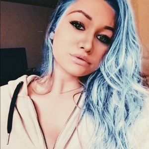 Meet your Posher, Ashlyn